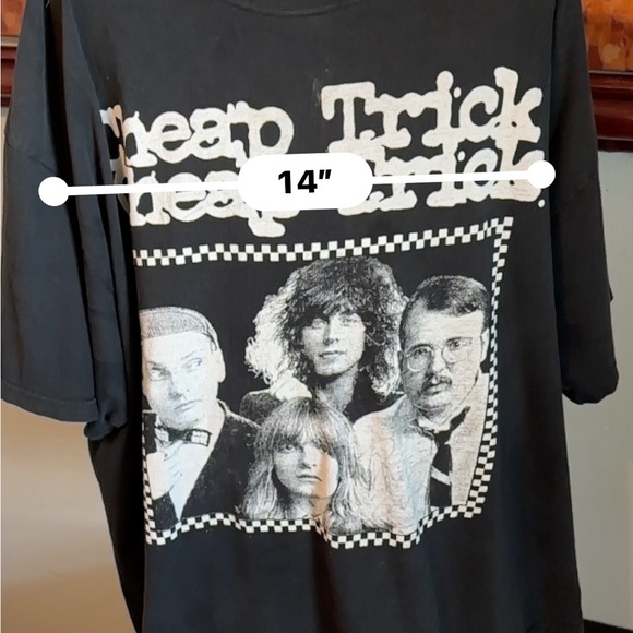 Cheap Trick vintage rock band T-shirt🤳🎶🎸 - Picture 11 of 12